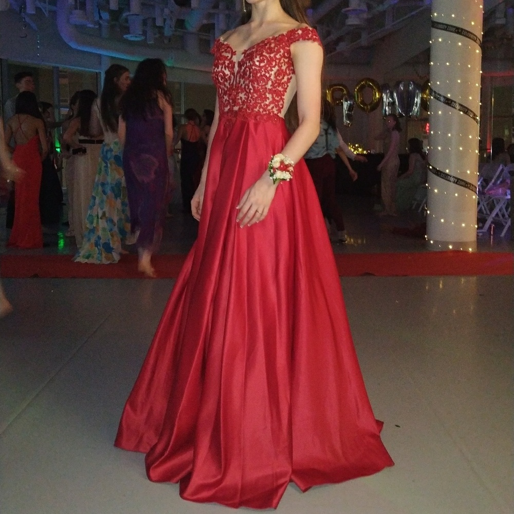 ❤️✨STUNNING Blondie Nites Prom Dress✨❤️